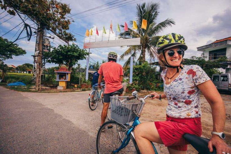 hoi-an-private-bicycle-boat-tour-with-local-dinner