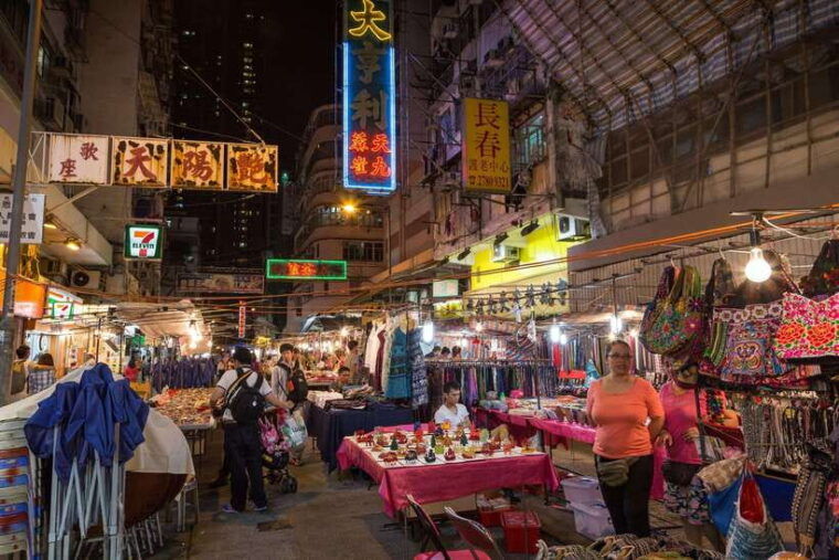hong-kong-night-tour-open-top-bus-night-market