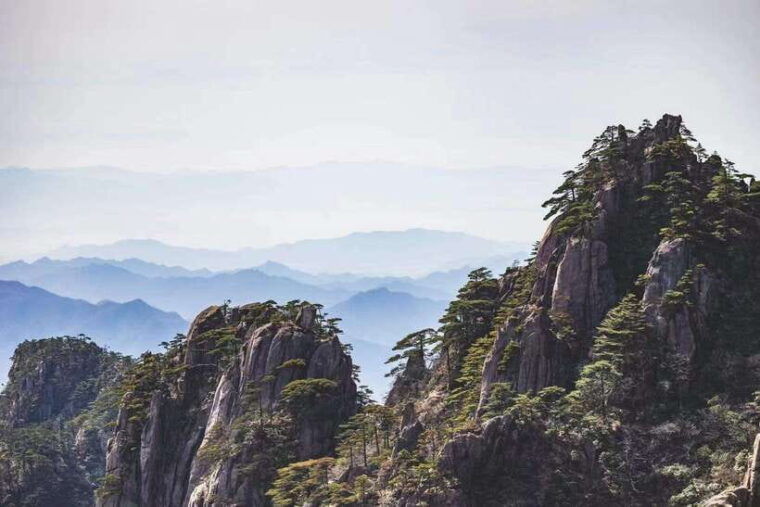 huangshan-mountain-top-day-trip-with-cable-car-and-pickup