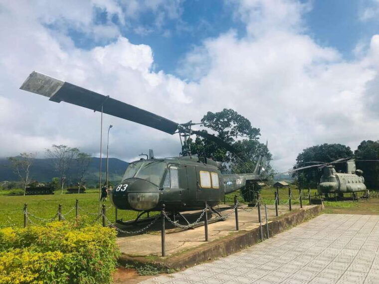 hue-dmz-half-day-by-private-car-with-vinh-moc-tunnels