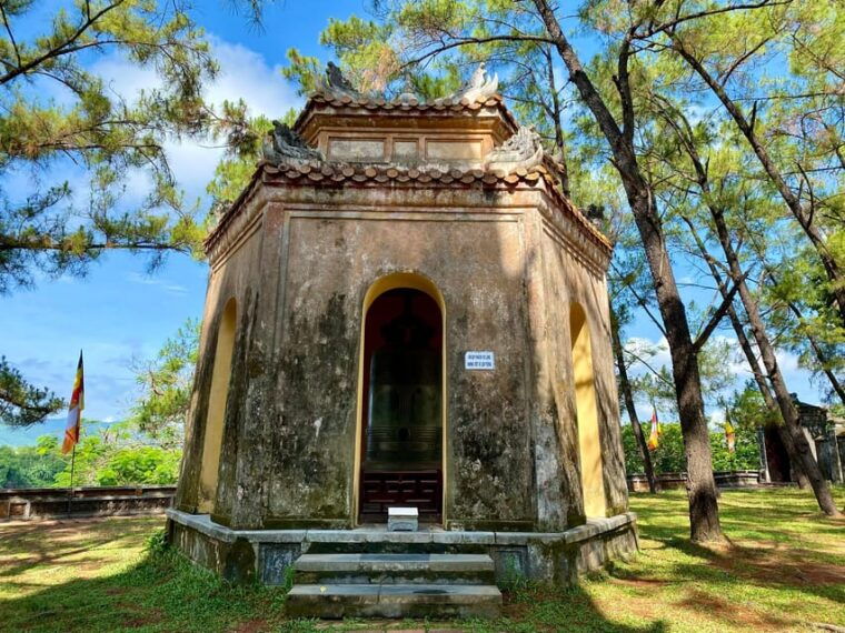 hue-heritage-full-day-tour-from-hoi-an-and-da-nang