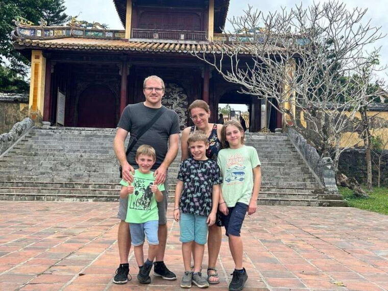hue-imperial-city-royal-tombs-pagoda-trip-by-private-car