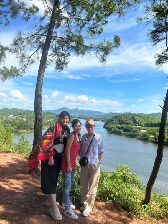 hue-tam-giang-lagoon-sunset-tour-with-seafood-dinner