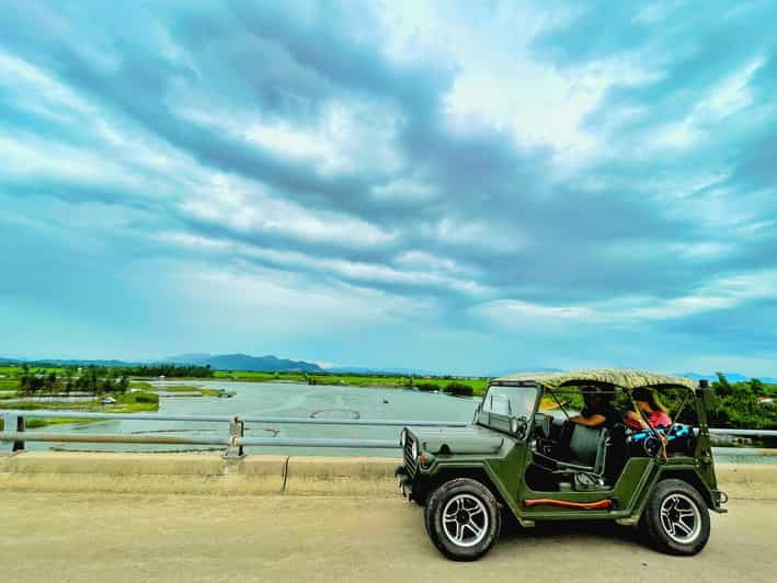hue-to-hoi-an-by-jeep-via-hai-van-pass-with-fabulous-stops
