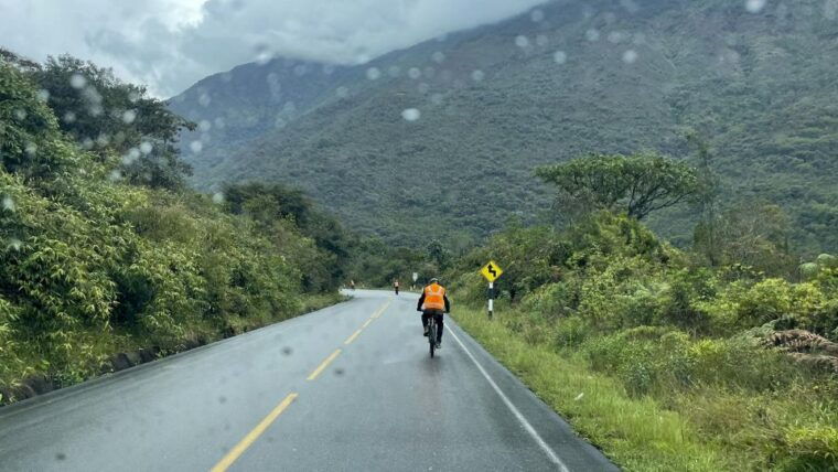inca-jungle-trek-to-machu-picchu-3-days-bikes-and-zipline