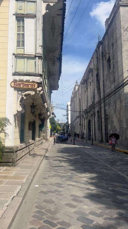 intramuros-travel-back-in-1800-manila-philippines