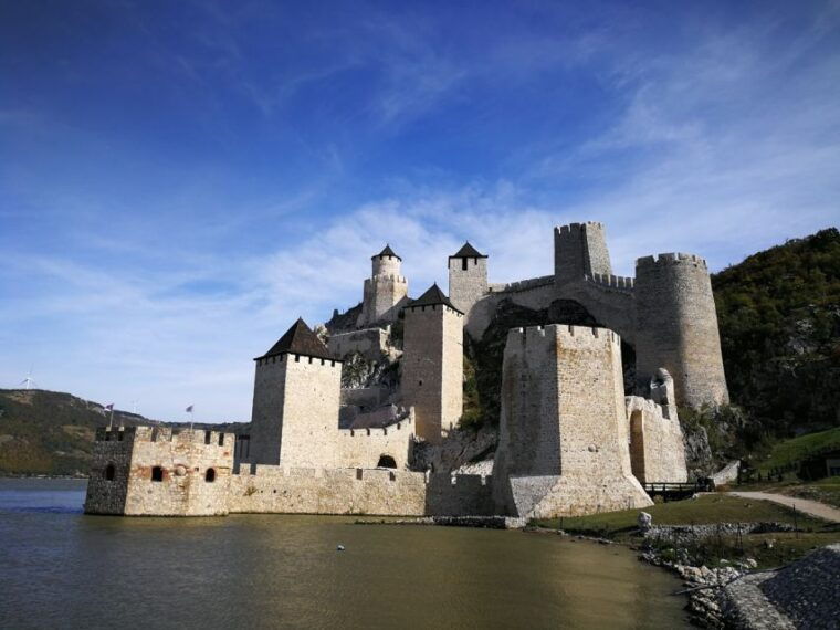 iron-gate-tour-golubac-fortress-lepenski-virnational-park