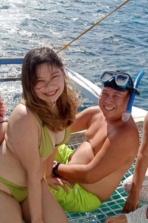 island-hopping-with-parasailing-and-crystal-kayak