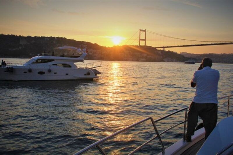 istanbul-bosphorus-cruise-on-a-private-luxury-yacht
