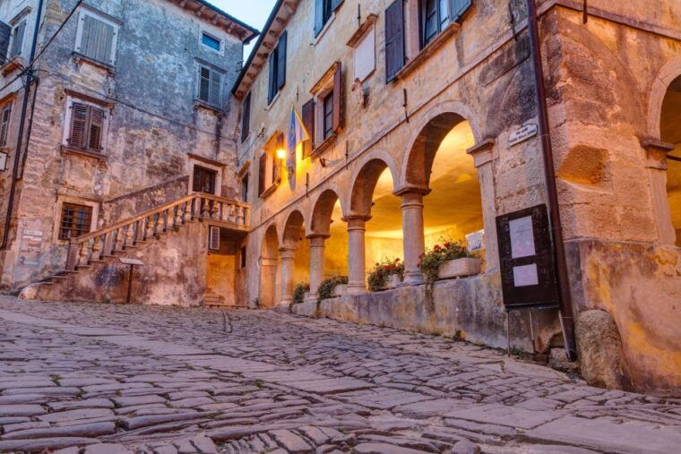 istria-tour-porec-groznjan-motovun-with-truffle-tasting