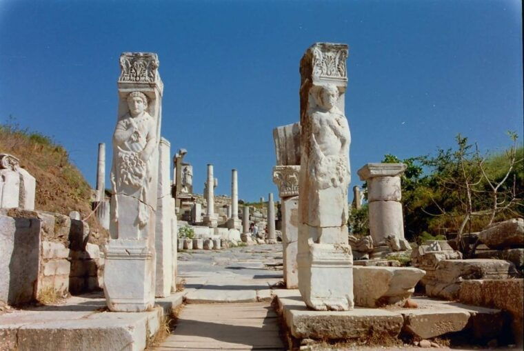 izmir-ephesus-and-the-house-of-the-virgin-mary-tour