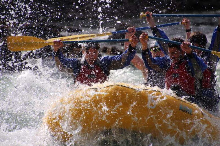 jasper-national-park-2-hour-whitewater-rafting