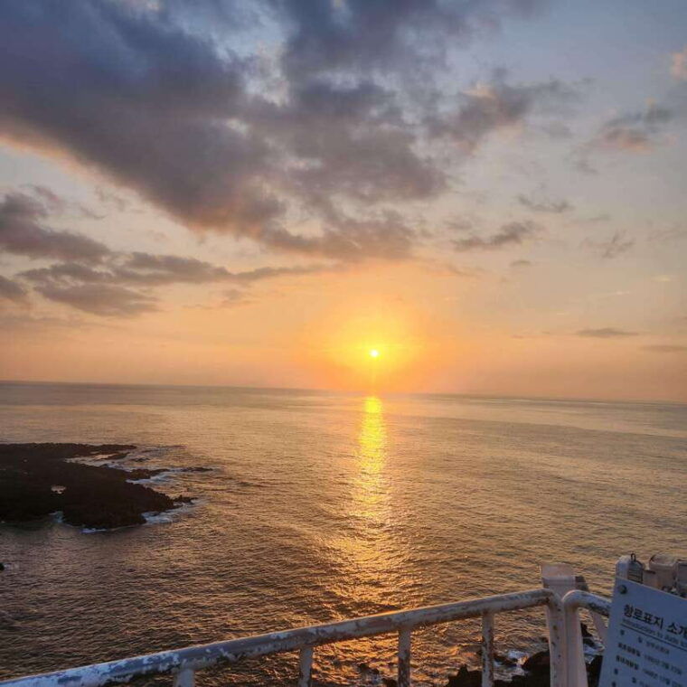 jeju-island-higlights-sunrise-guided-tour