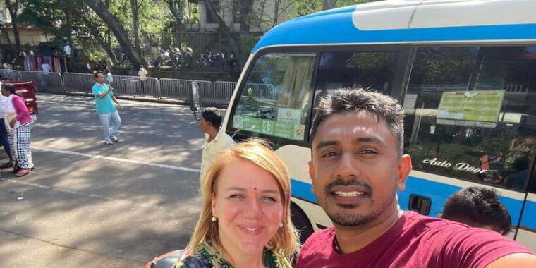 kandy-city-tours-by-tuk-tuk