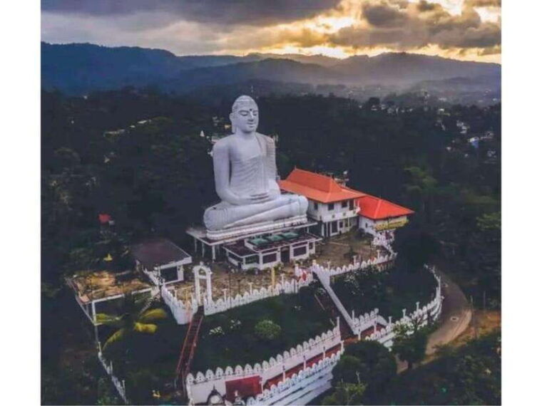 kandy-pinnawala-guided-city-tour