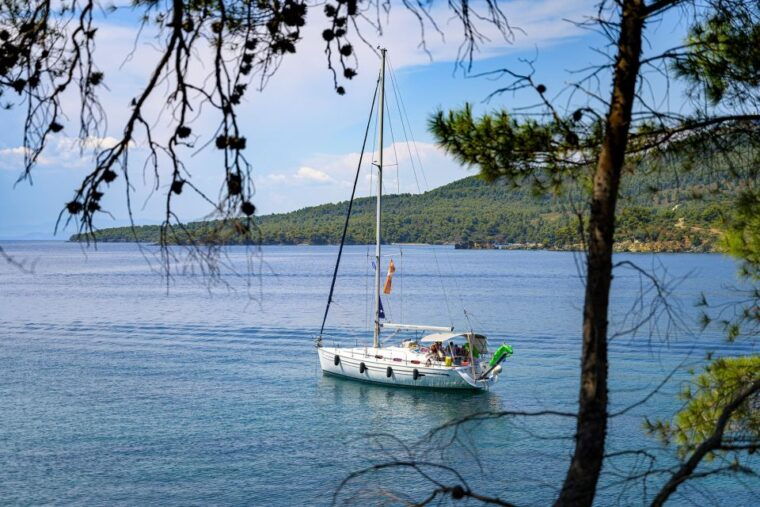 kassandra-private-sailing-cruise-from-paliouri-to-sithonia
