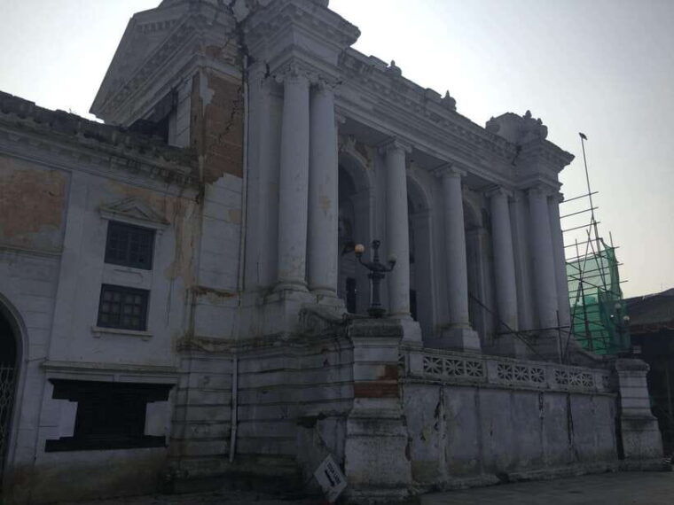 kathmandu-full-day-budget-bus-tour-of-kathmandu-valley