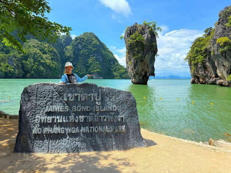 khao-lak-premium-speedboat-tour-to-james-bond-koh-panyi
