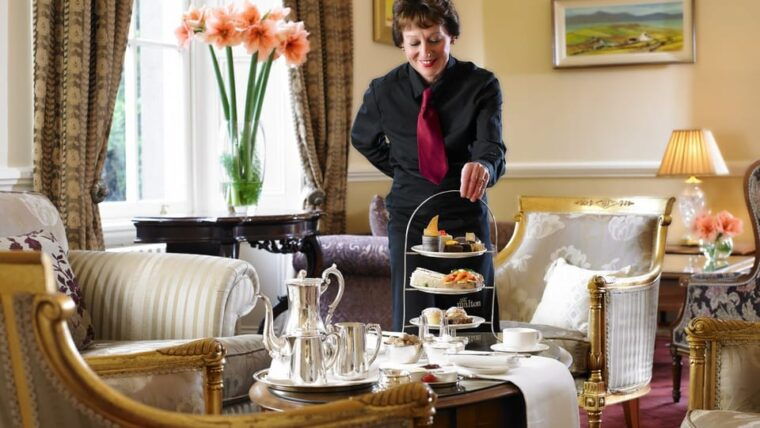 killarney-jaunting-car-tour-with-afternoon-tea