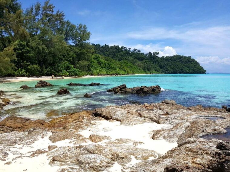 ko-lanta-private-longtail-rok-island-snorkeling-day-trip