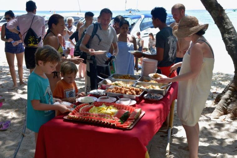 koh-lanta-adventure-sea-tour-to-koh-rok-and-koh-haa