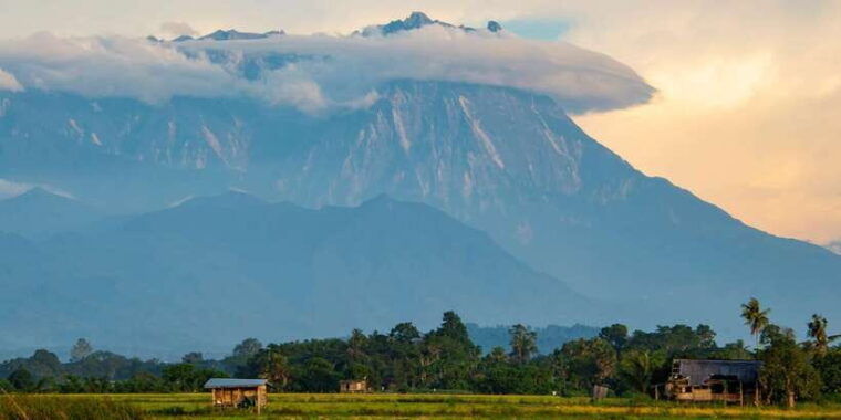kota-kinabalu-private-kundasang-and-poring-hot-spring-tour