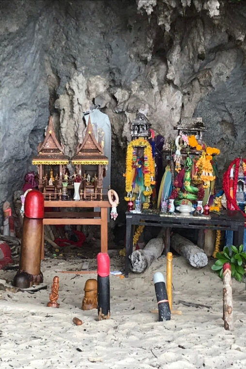 krabi-4-island-whirlwind-tour-with-caves-sandbars-reefs