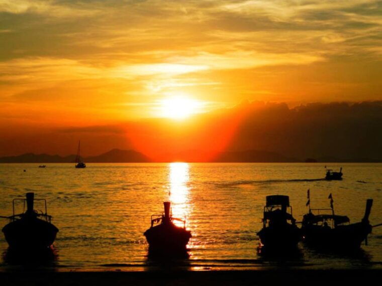 krabi-hong-island-sunset-tour-and-bbq-dinner