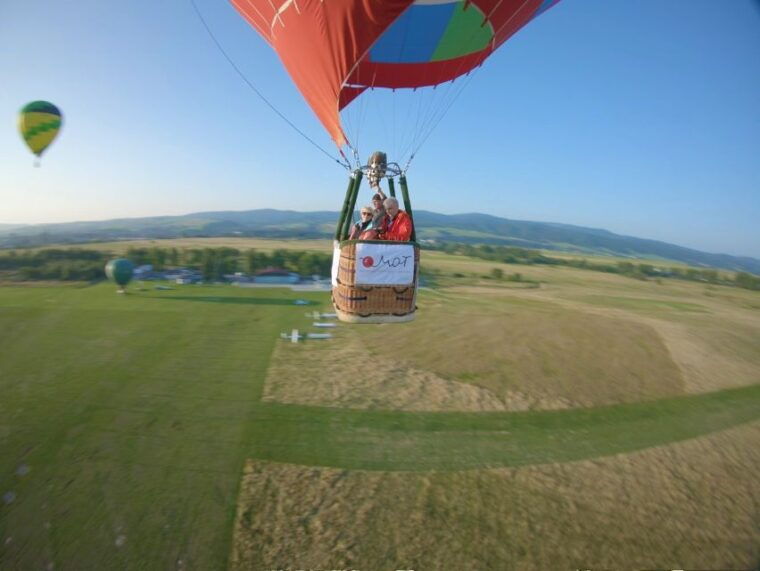 krakow-private-hot-air-balloon-flight-with-champagne