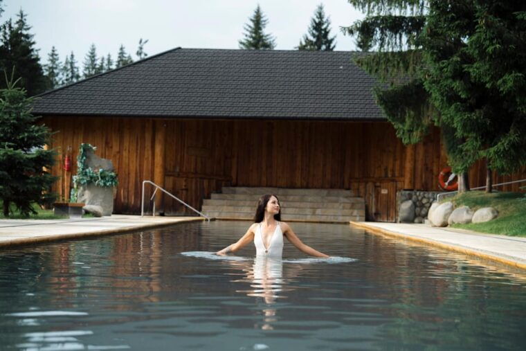 krakow-zakopane-cable-car-vodka-cheese-hot-springs-tour