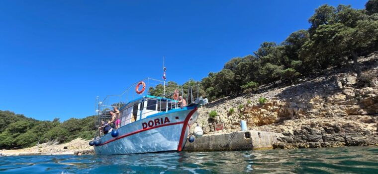 krk-krusija-bay-blue-cave-and-golden-beach-boat-trip