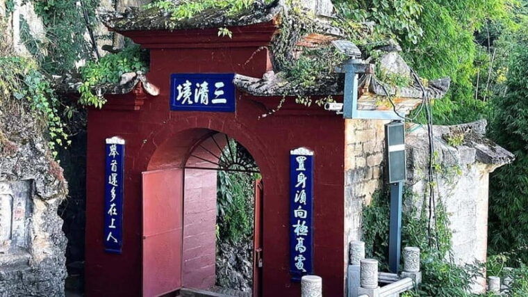 kunming-western-hills-scenic-area-private-tour-half-day