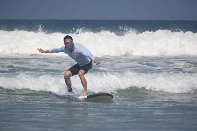 kuta-bali-private-surf-lesson-with-surf-photos-videos