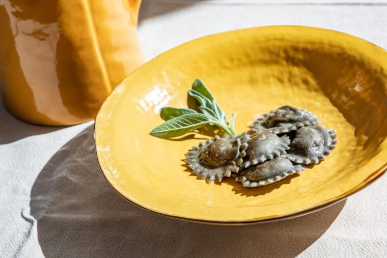 lake-como-ravioli-cooking-class-with-wine