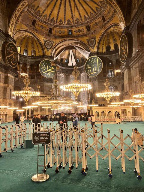 layover-private-guided-istanbul-city-tour-with-transfers