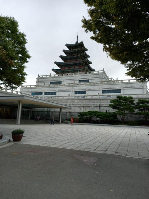 layover-tour-to-gyeongbokgung-folk-museum-bukchon-insadong