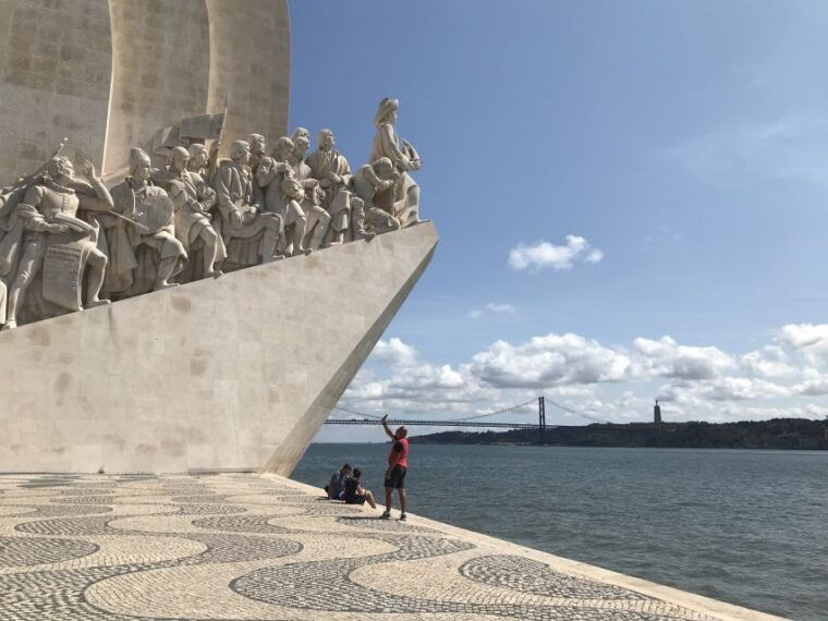 lisbon-honda-pcx-or-vision-125cc-rental-from-4hours-7-days