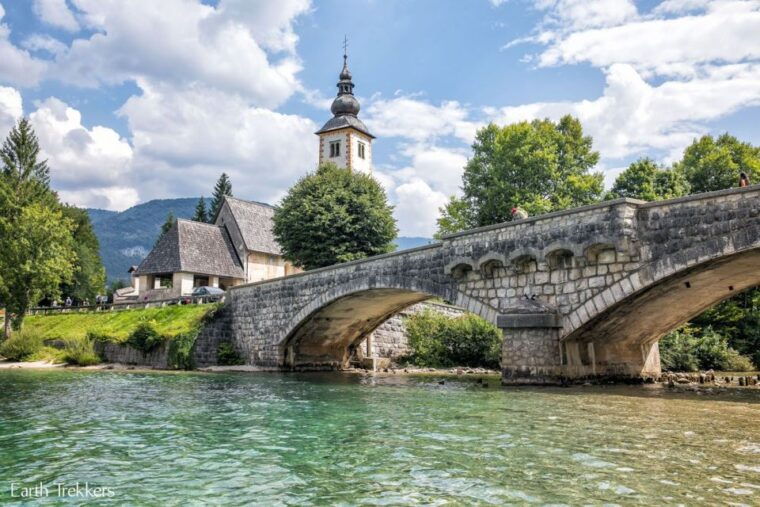 ljubljana-savica-waterfall-lake-bohinj-and-lake-bled-tour