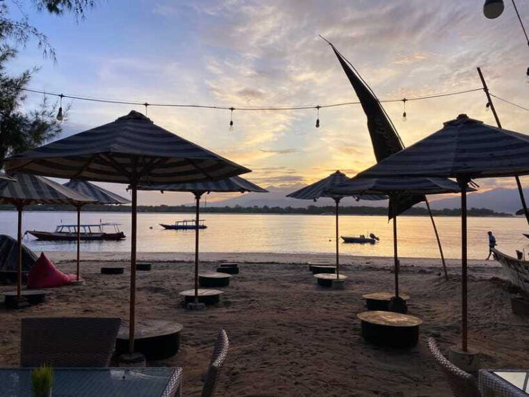 lombok-privat-tour-sasak-culture-nuture-south-beach