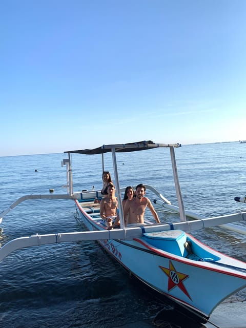 lovina-dolphin-watching-swimming-and-snorkeling