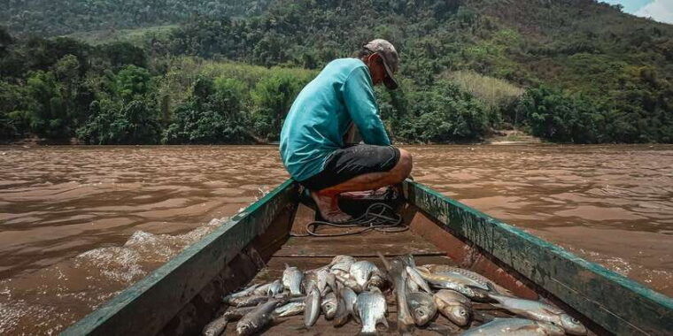 luang-prabang-mekong-fishing-with-a-local-fisherman-lunch