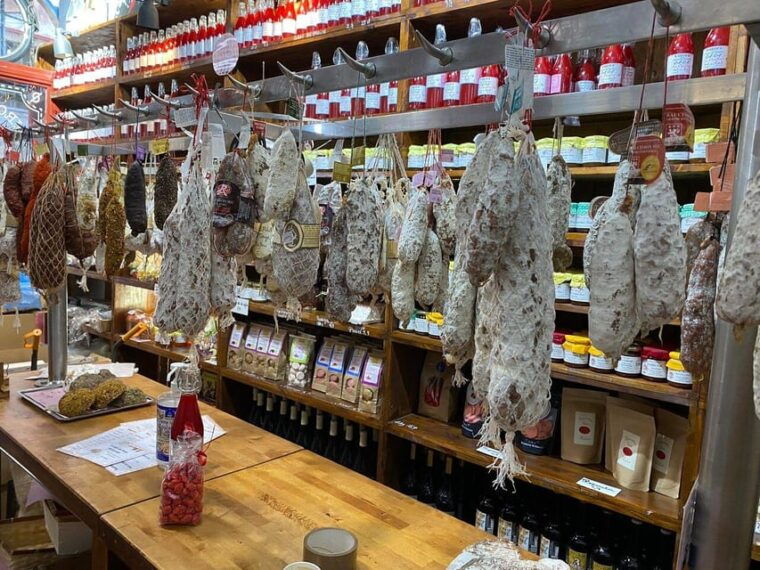 lyon-food-tour-with-full-meal-and-wine