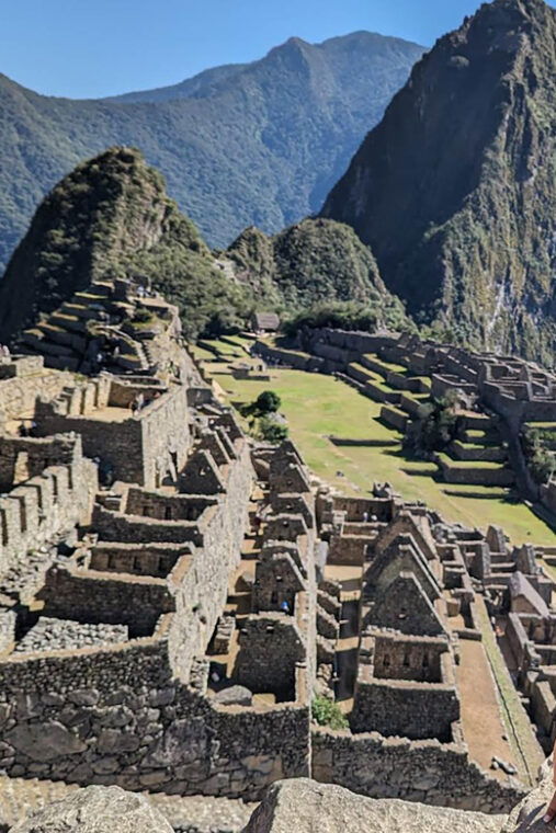 machu-picchu-tour-1-day-voyager-and-expedition-train-cusco