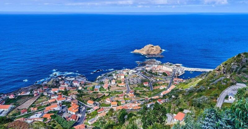 madeira-tour-porto-moniz-west-tour-amazing-swimming-pools