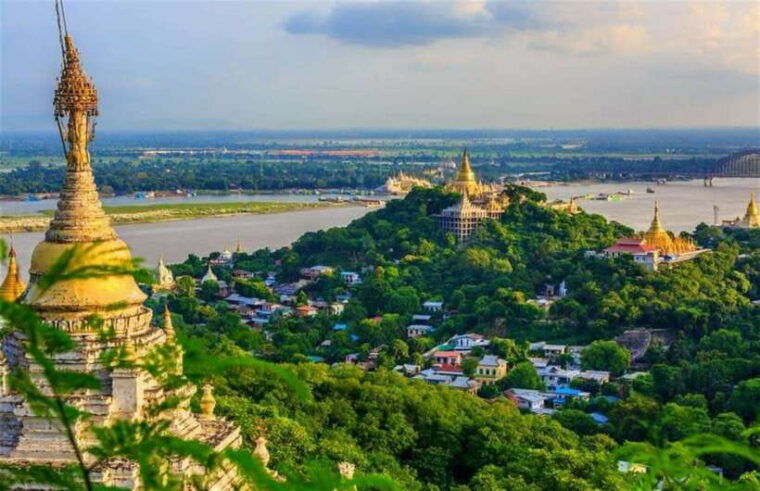 mandalay-sagaing-innwa-and-amarapura-sightseeing-tour