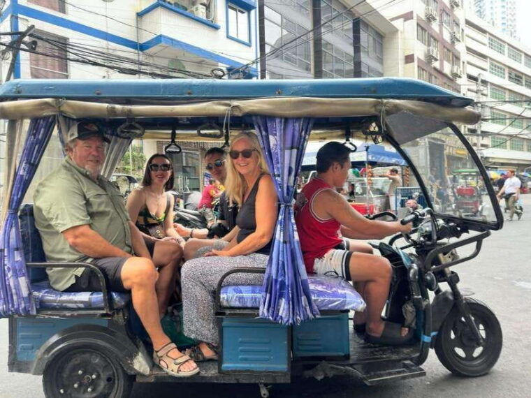manila-guided-tuk-tuk-ride