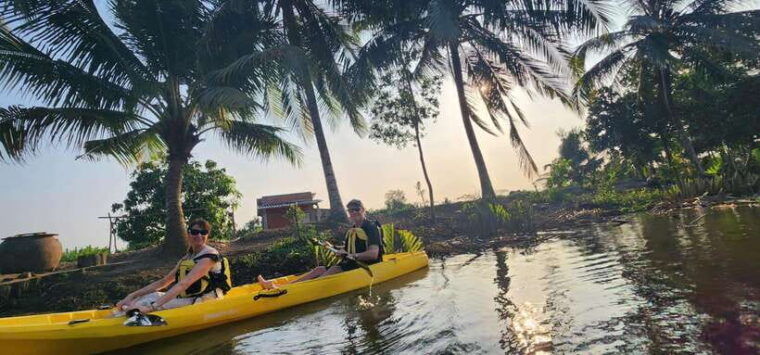mekong-delta-experience-1day-bicycle-kayak-cano-fishing