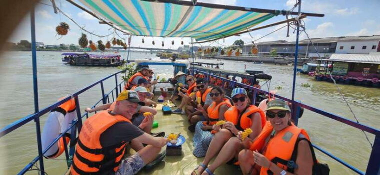 mekong-delta-tour-cai-rang-floating-market-2-days-1-night-2