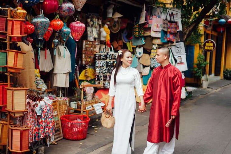 memorable-photoshoot-and-private-guided-walking-tour