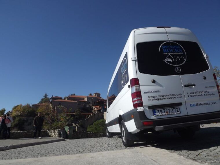 meteora-2-day-tour-by-train-from-thessaloniki